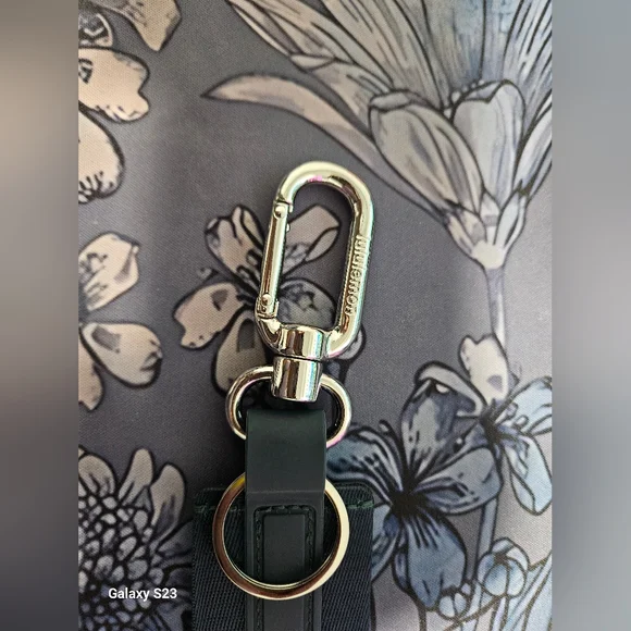 lululemon Green Keychain - Picture 2 of 2